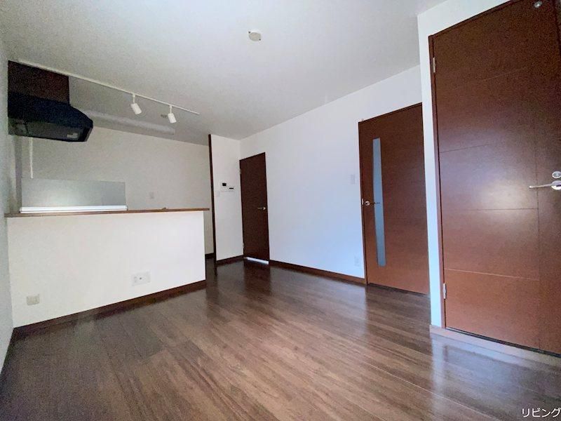 2DK Apartment for Sale in Nakahara Ward, Kawasaki - Thumbnail 3