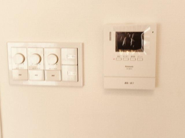 3LDK Renovated Apartment for Sale in Central Sapporo - Thumbnail 4