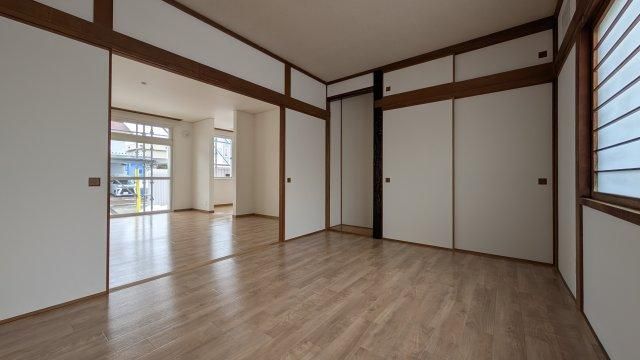 5LDK House for Sale in Ebetsu, Hokkaido - 102.66m2 - Thumbnail 3