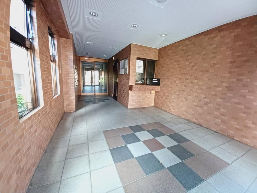2LDK Apartment for Sale in Shisui, Chiba – Renovated with Private Garden - Thumbnail 3