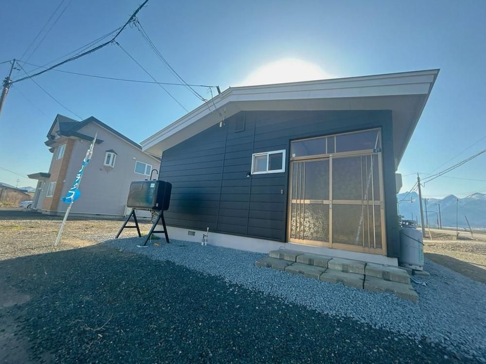 4LDK Detached House for Sale in Furano, Hokkaido - Thumbnail 2