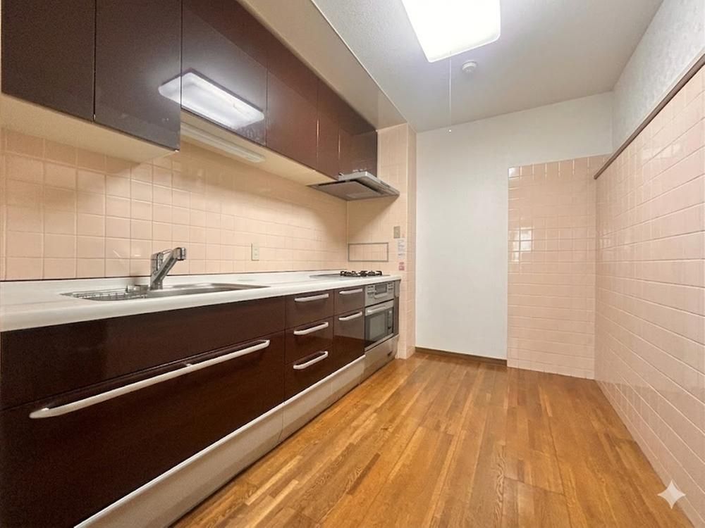 3LDK Apartment in Isogo, Yokohama – 74.72m² - Thumbnail 4