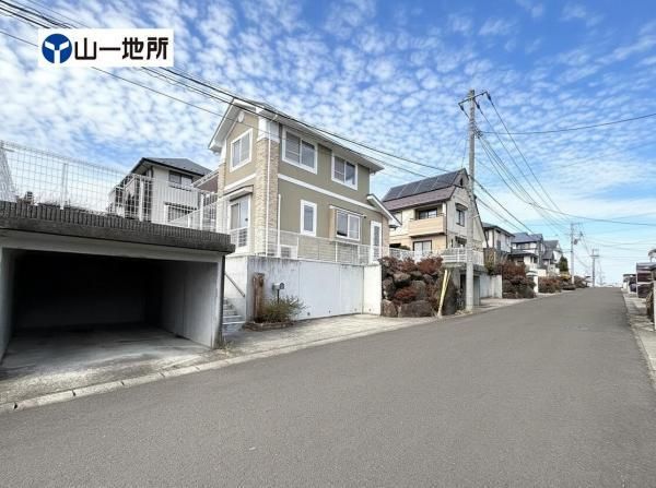 Renovated 4LDK House in Sendai, Miyagi - 120.66m² - Thumbnail 2