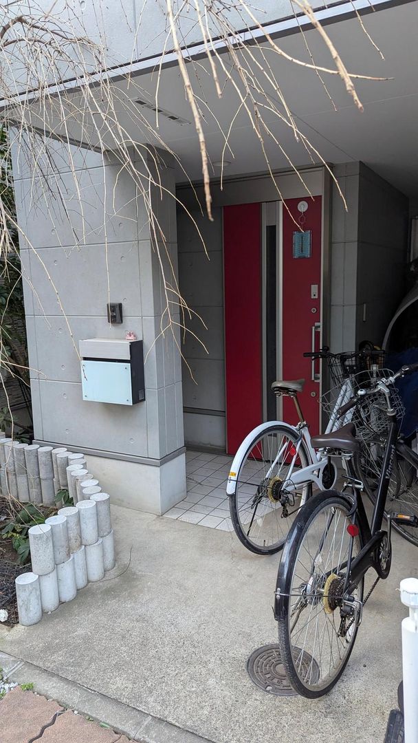 2LDK+S Detached House in Shinjuku, Tokyo - 80.04 sqm - Thumbnail 2