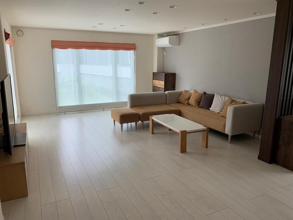 4LDK+S House for Sale in Eniwa, Hokkaido - 214m2 - Thumbnail 3