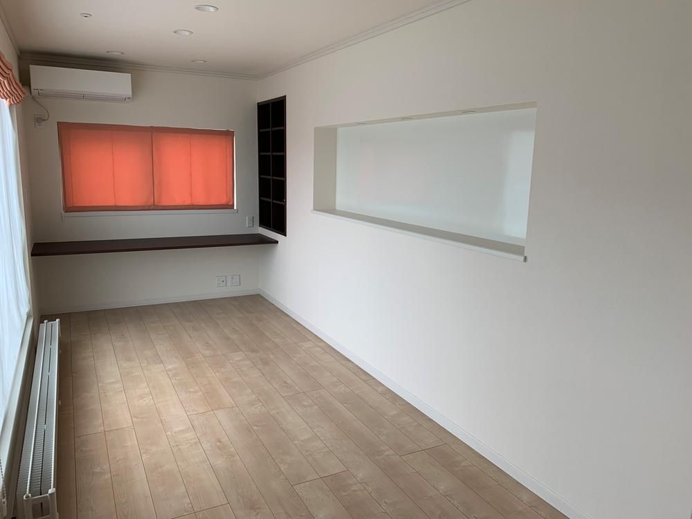 4LDK+S House for Sale in Eniwa, Hokkaido - 214m2 - Thumbnail 4