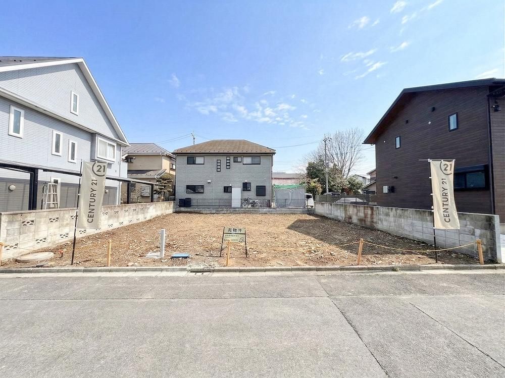 Land for Sale in Ome City, Tokyo - No Building Conditions - Thumbnail 3