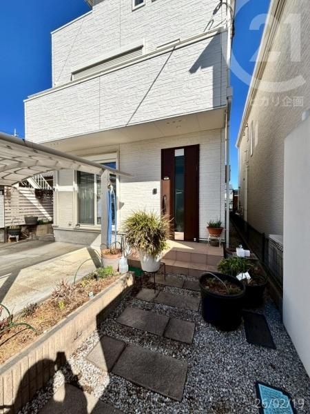 3LDK+S Detached House for Sale in Musashimurayama, Tokyo - Thumbnail 2