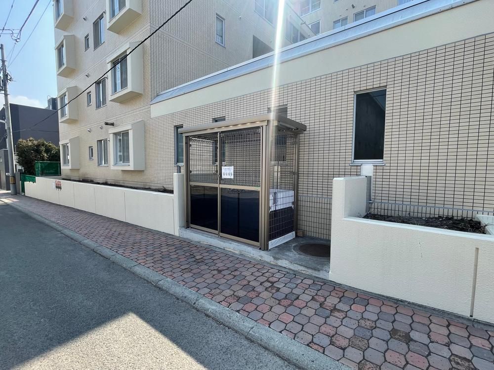 2LDK Apartment for Sale in Chuo-ku, Sapporo Near Station - Thumbnail 3