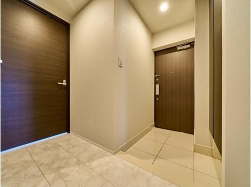 Conceria Shimbashi SIX 1LDK Apartment in Minato-ku, Tokyo - Thumbnail 3
