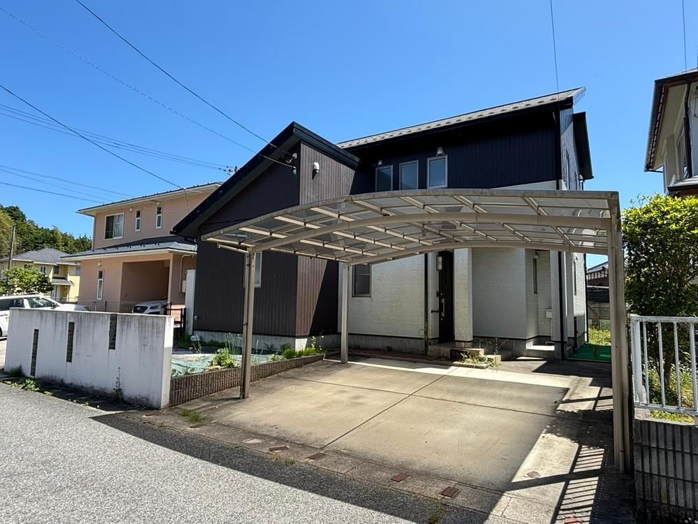 4LDK Detached House for Sale in Mihara, Hiroshima - Thumbnail 3