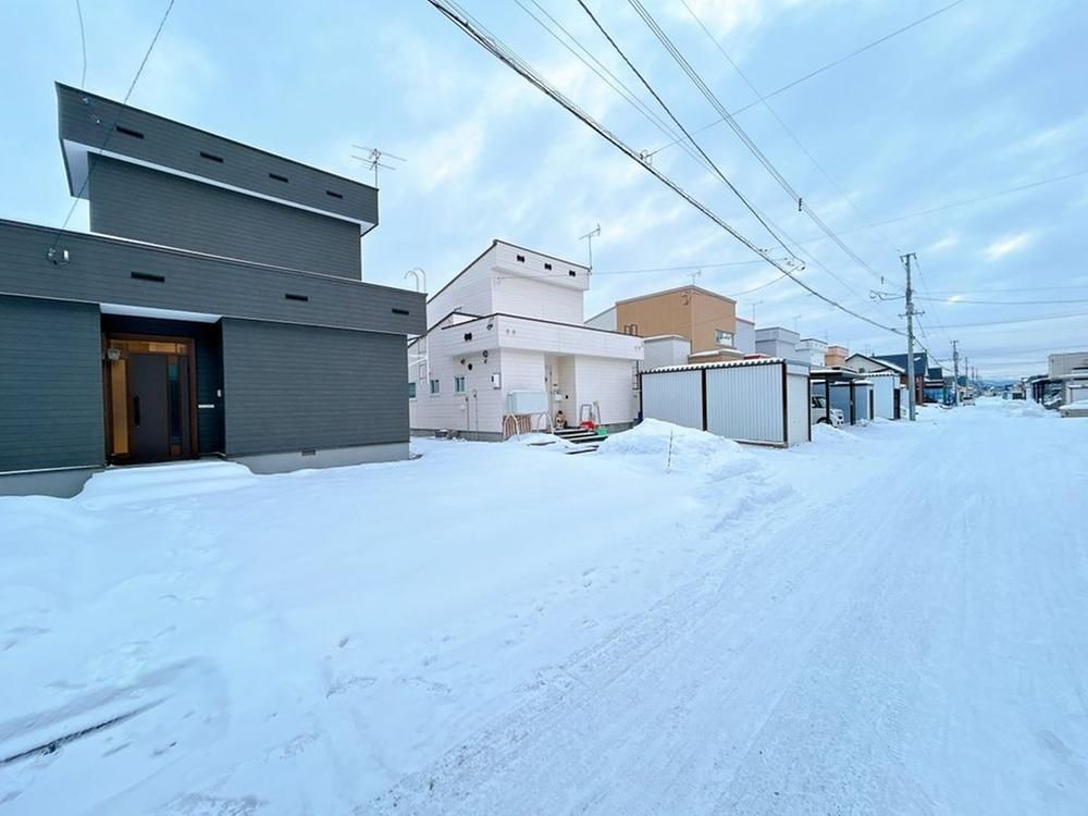 Renovated 3LDK Detached House in Asahikawa, Hokkaido - Thumbnail 2