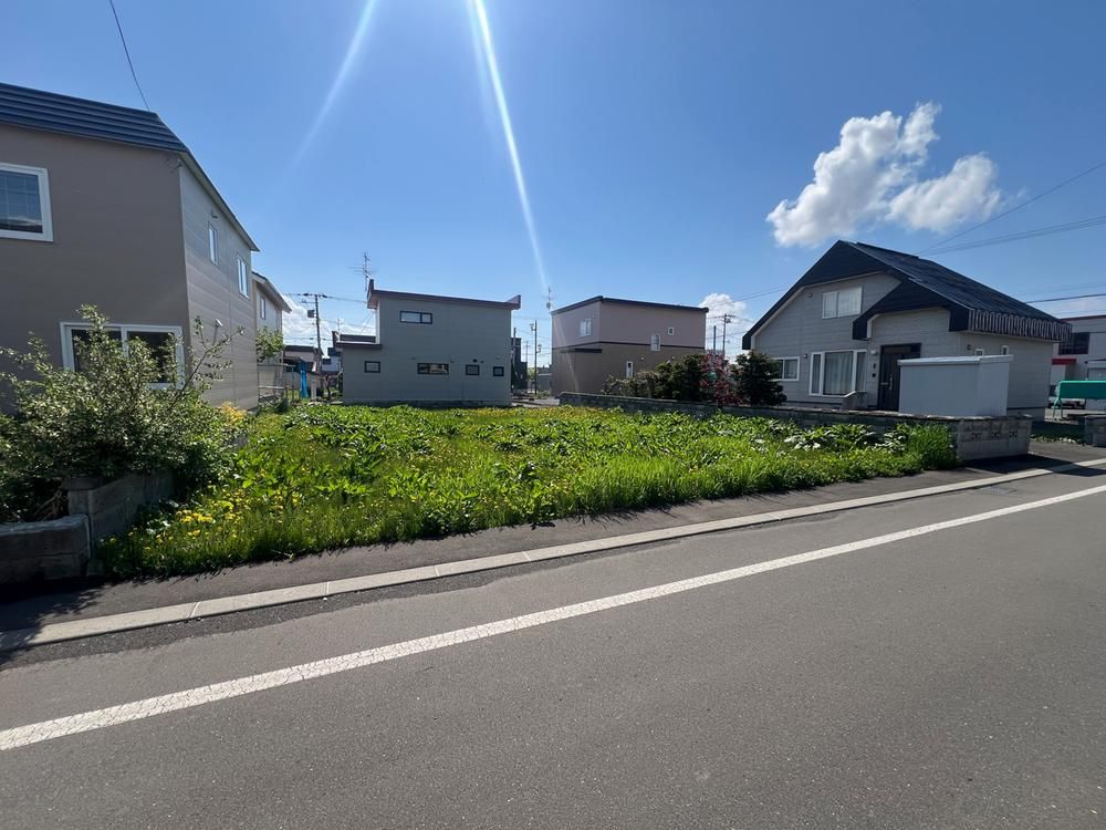 231m2 Land for Sale in Iwamizawa, Hokkaido - 1.05M Yen - Thumbnail 2