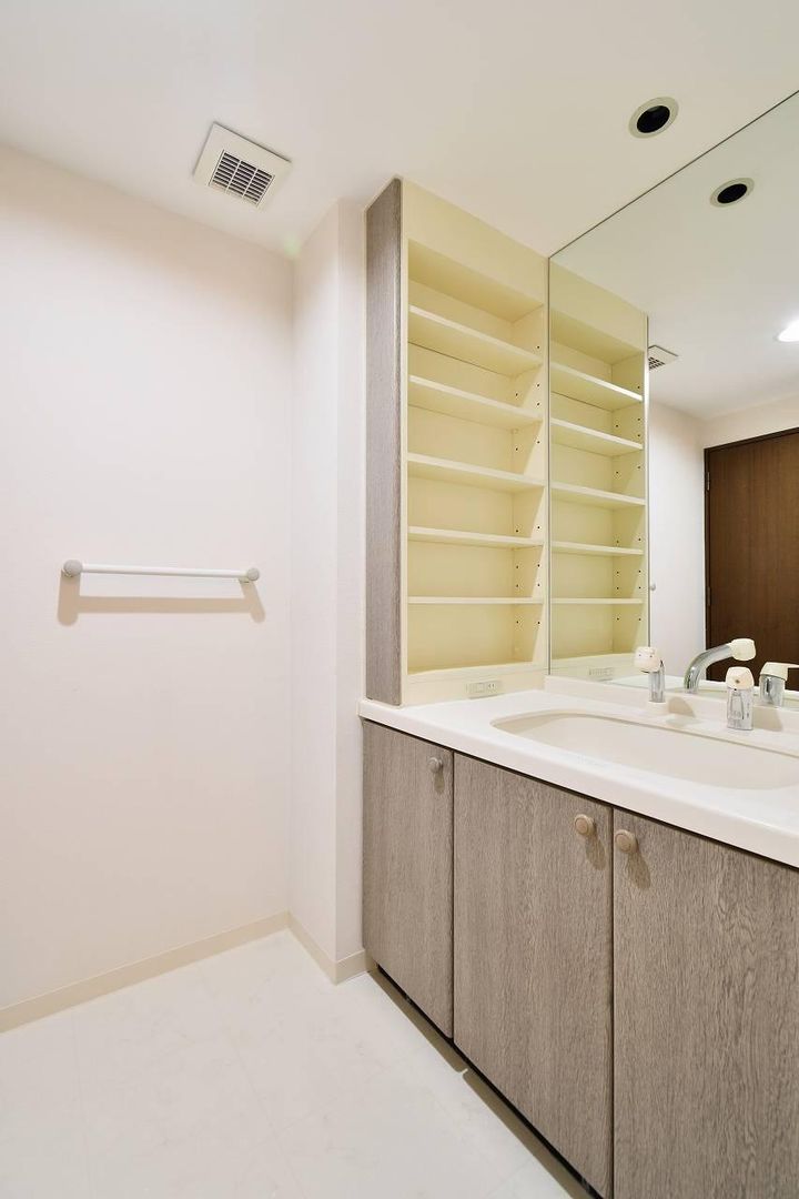 4LLDDKK Apartment for Sale in Nishi Ward, Sapporo - Thumbnail 3