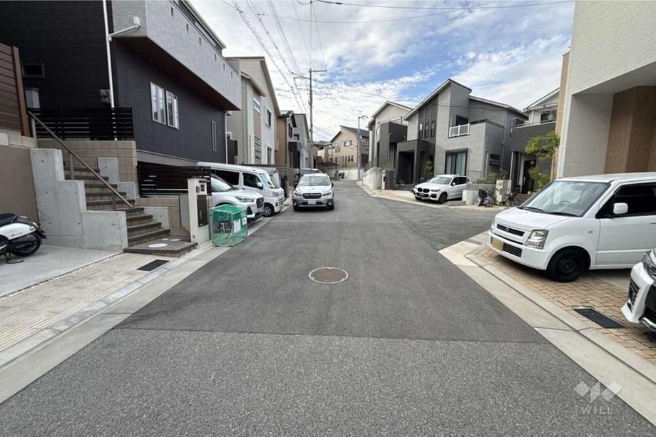 4LDK New Build House for Sale in Satsukigaoka, Nishinomiya - Thumbnail 2