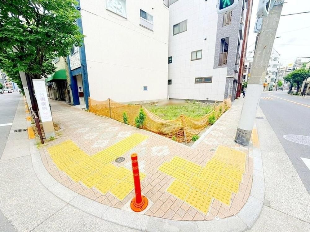 Land for Sale in Taito, Tokyo - 71.76 sqm Corner Lot Near Asakusa - Thumbnail 3