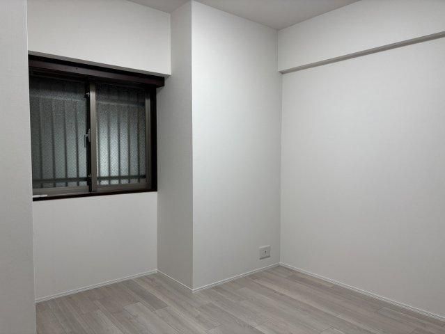 4LDK Renovated Apartment in Kawasaki Asao Ward with Private Garden - Thumbnail 3