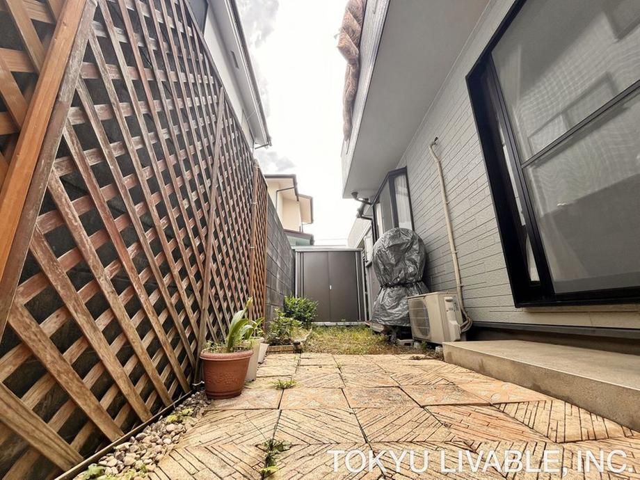 5LDK Detached House in Kodaira, Tokyo - 119.67m² - Thumbnail 3