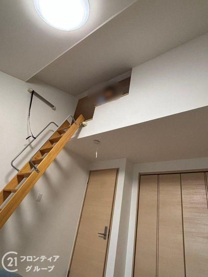 Modern 3LDK House for Sale in Kobe Chuo Ward, Hyogo - Thumbnail 3