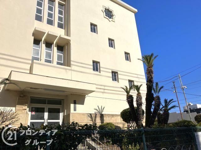 Modern 3LDK House for Sale in Kobe Chuo Ward, Hyogo - Thumbnail 2