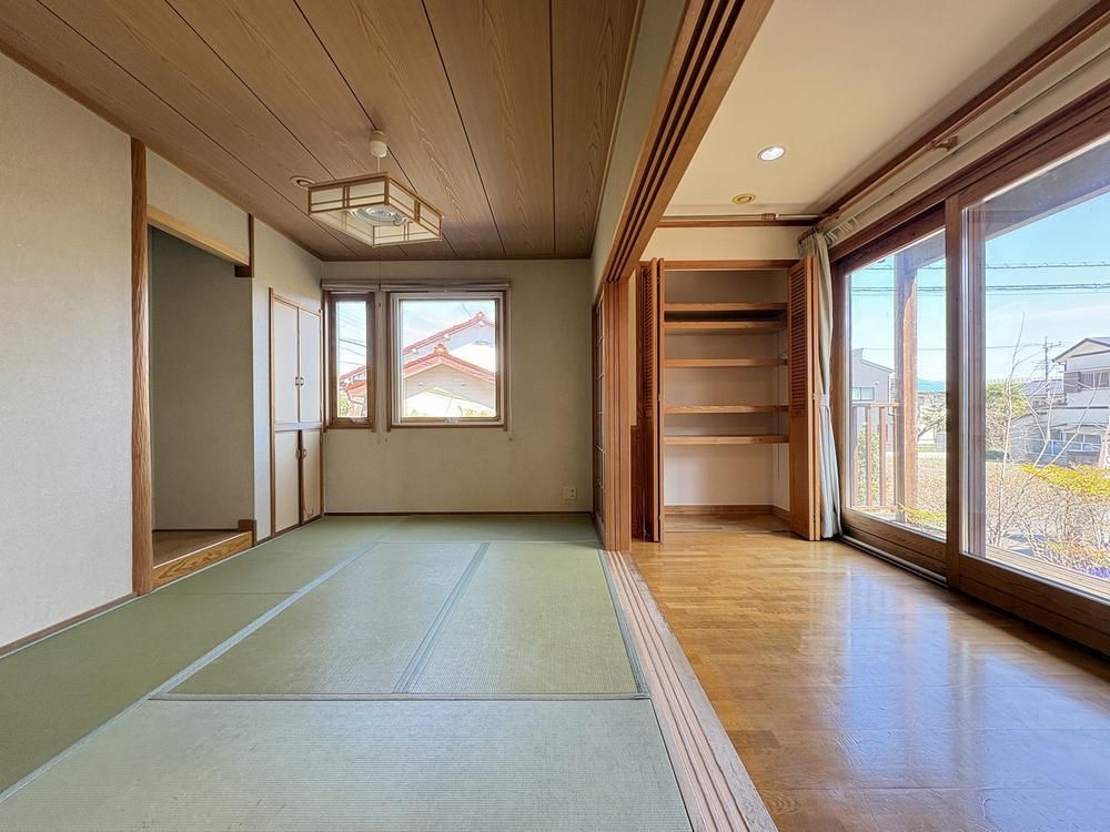 Scandinavian-Style 3LDK+S House for Sale in Akiruno, Tokyo - Thumbnail 4