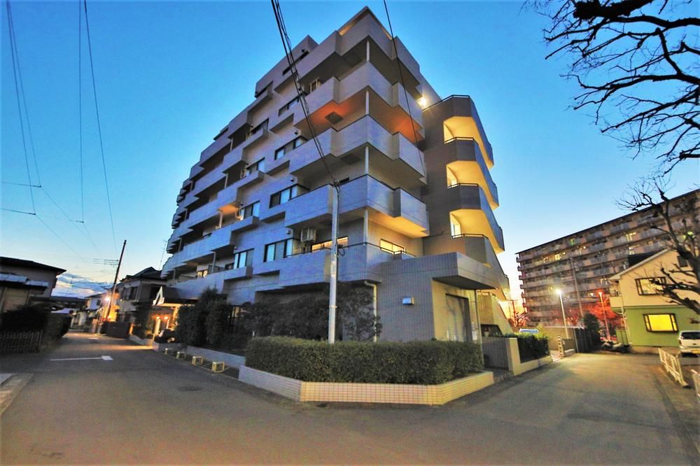 2LDK Apartment for Sale in Yamato City, Kanagawa - Thumbnail 2
