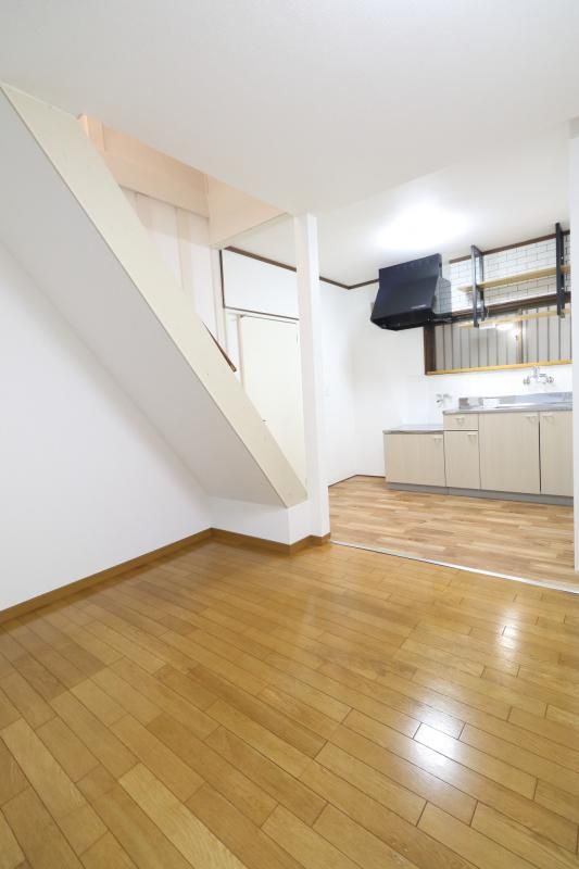 Renovated 3DK House for Sale Near Terada Station, Joyo City - Thumbnail 4