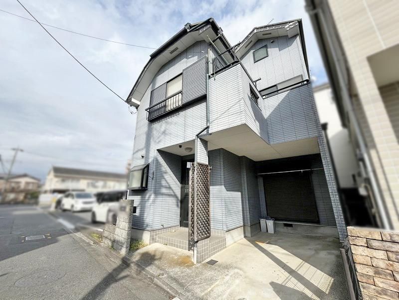 Renovated 3LDK House for Sale Near Takezuka Station, Adachi - Thumbnail 4