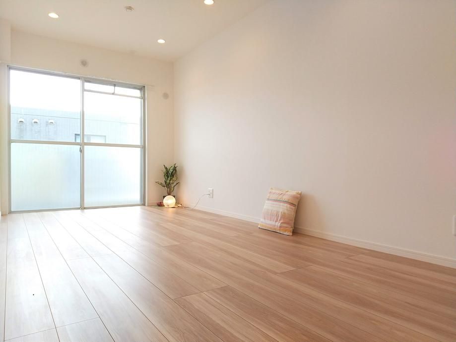 3LDK Apartment for Sale in Ichikawa, Chiba - 67.01m² - Thumbnail 3
