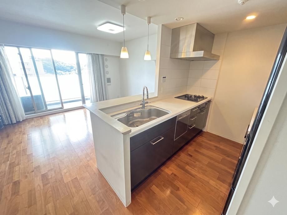 3LDK Apartment in Yokosuka, Kanagawa for Sale - Thumbnail 3