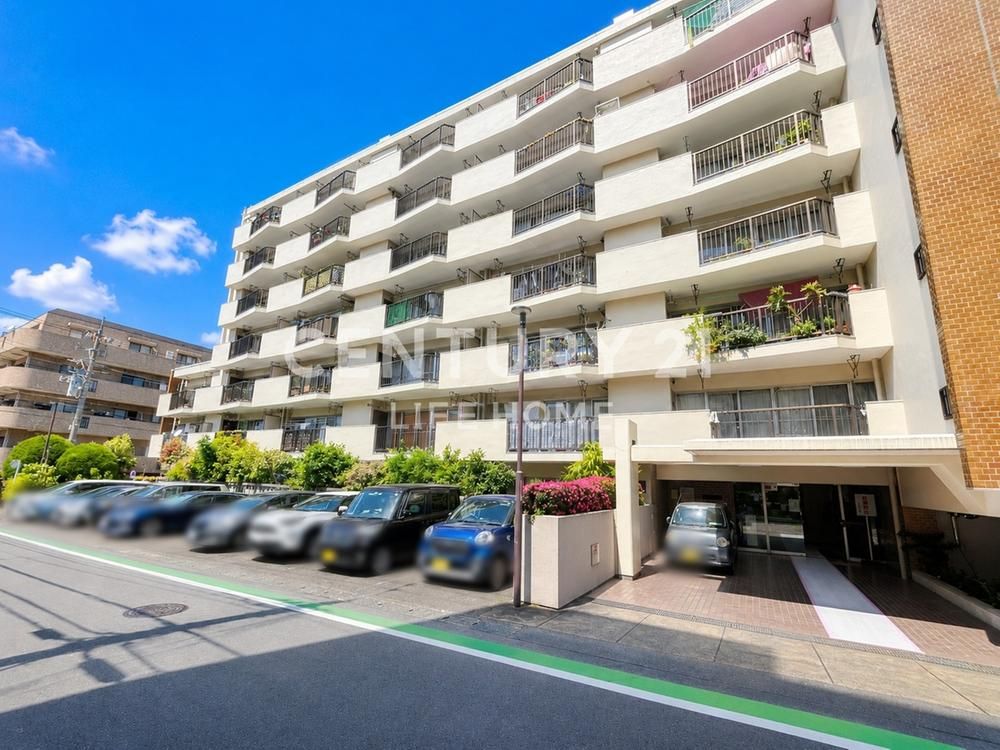 3LDK Fully Renovated Apartment Near Fujigaoka Station - Thumbnail 2