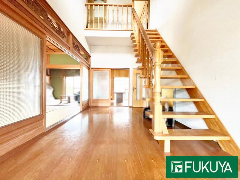 5LDK Japanese-Style House with 267m2 Land in Izumi, Osaka - Thumbnail 2