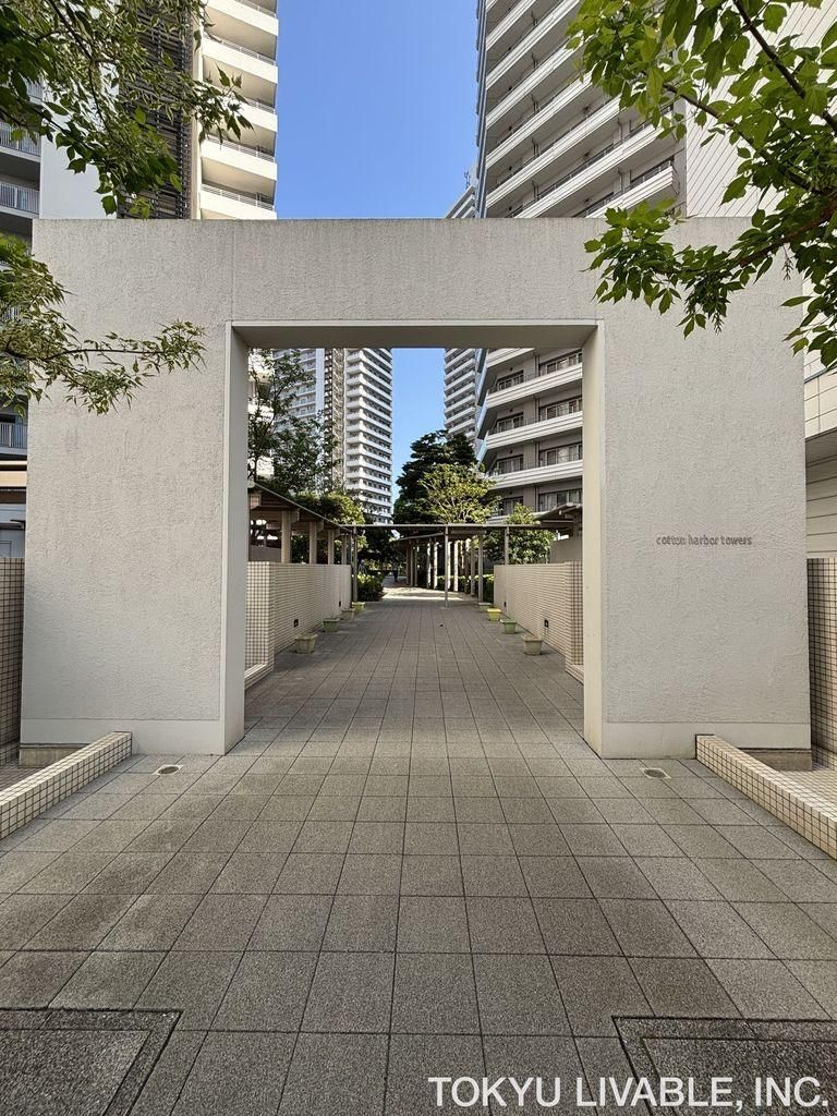 3LDK Apartment for Sale in Kanagawa Ward, Yokohama - Thumbnail 2