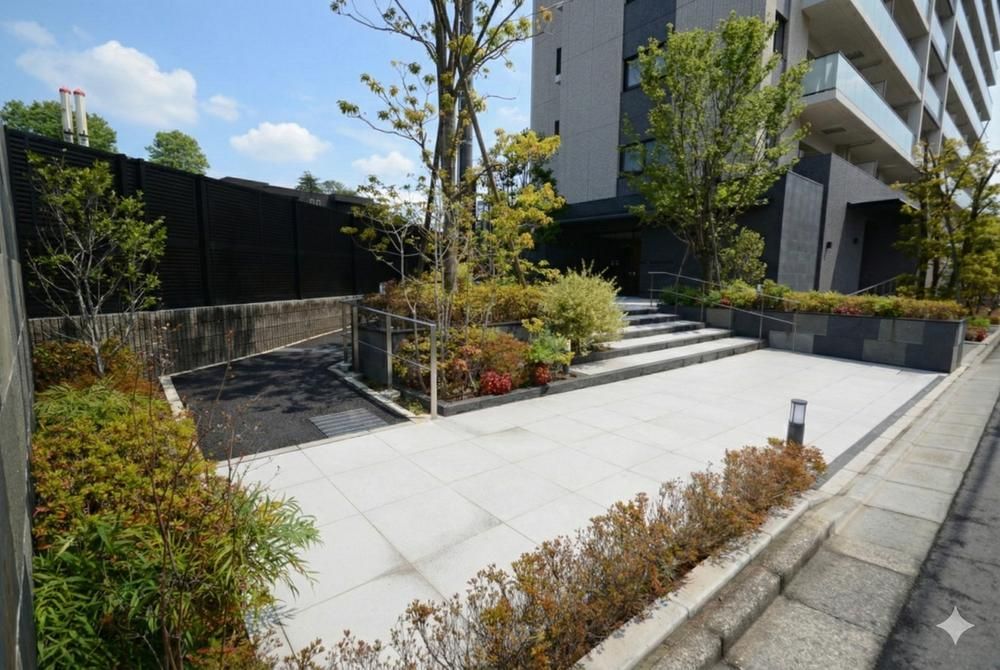 3LDK Apartment for Sale in Mito City, Ibaraki - 84.5m2 - Thumbnail 2