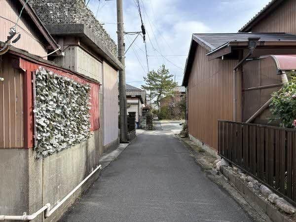 713.2 sqm Land for Sale in Yokkaichi, Mie - Thumbnail 3