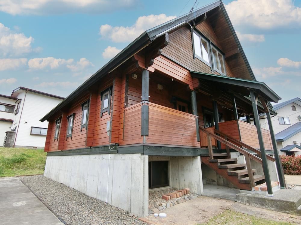 3LDK Log House for Sale in Joetsu City, Niigata – 214.74m² - Thumbnail 3