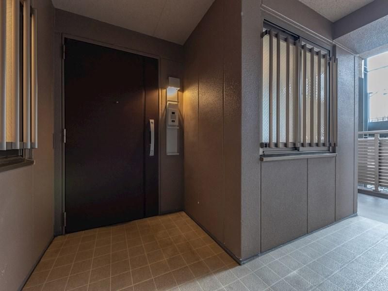 Renovated 4LDK Apartment in Kohoku Ward, Yokohama, 70sqm - Thumbnail 3