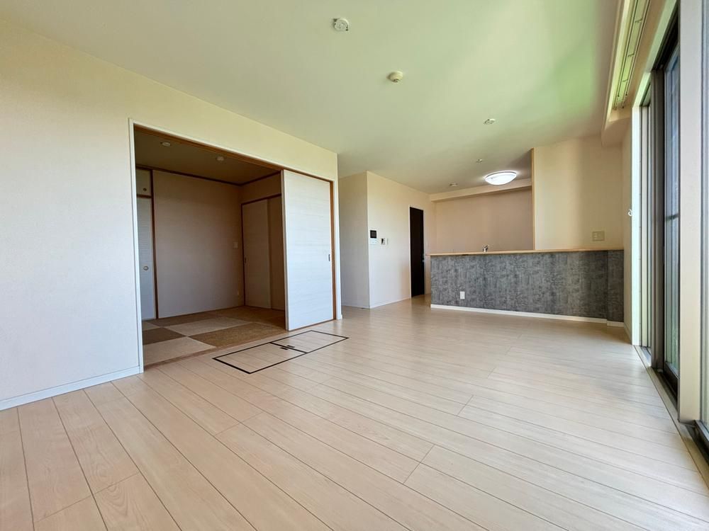 3LDK Apartment for Sale in Miyazaki City - 72.2m2 - Thumbnail 3
