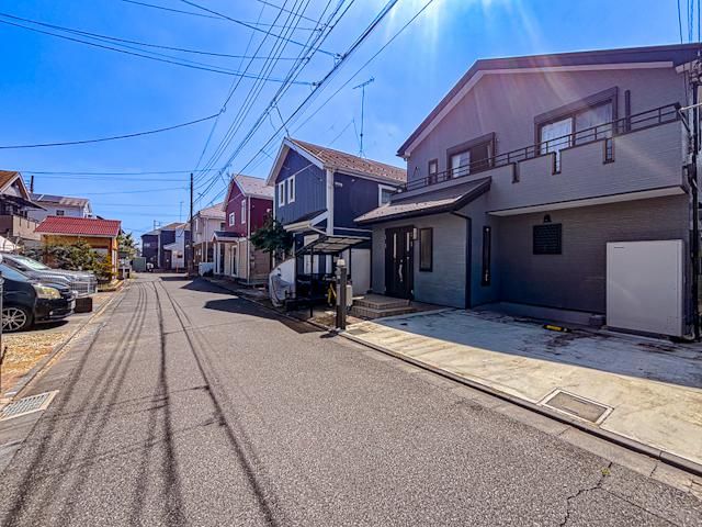 Renovated 3LDK House for Sale in Akishima, Tokyo - Thumbnail 2