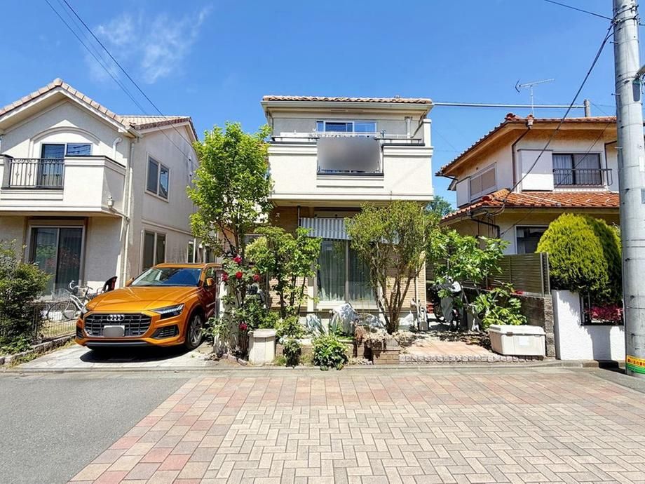 4LDK Detached House for Sale in Kodaira, Tokyo - Image 1
