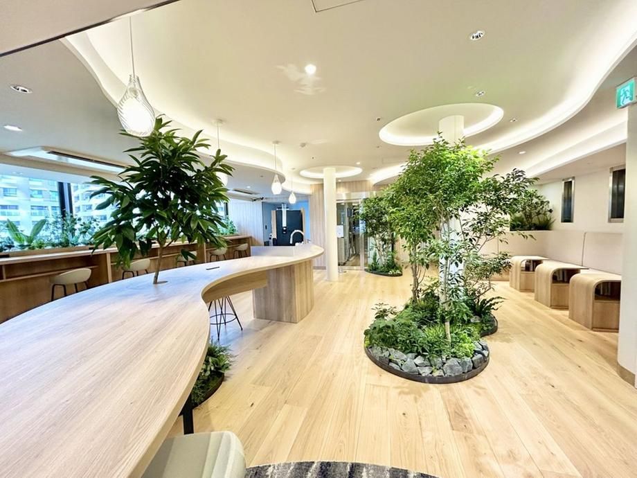 2LDK Apartment for Sale in Nishi-Shinjuku, Tokyo - Thumbnail 3