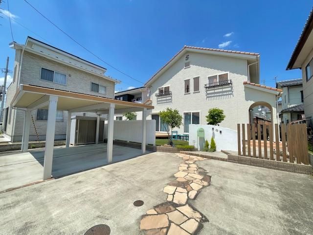 4LDK House for Sale in Fukushima City with Solar Panels - Thumbnail 2