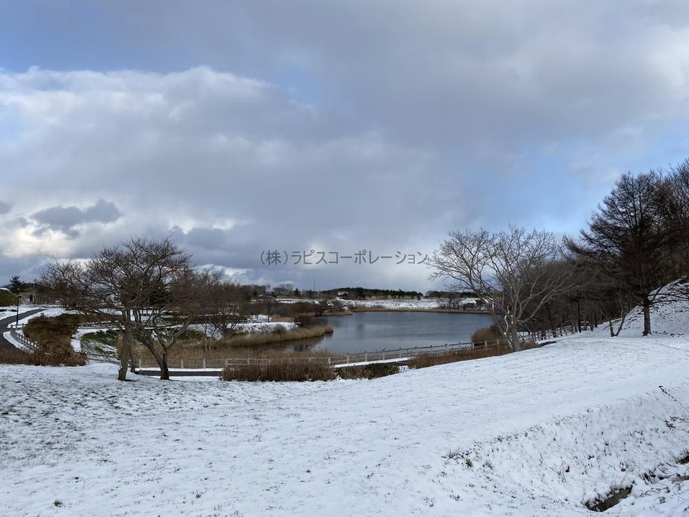 Land for Sale in Shikabe, Hokkaido - 3,305 sqm - Thumbnail 4