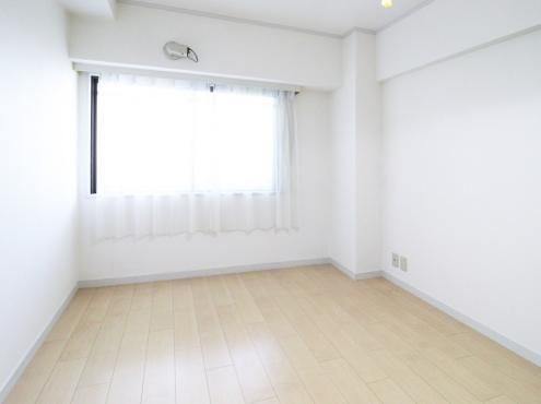 3LDK Apartment for Sale in Saitama City, Sakura Ward - Thumbnail 4