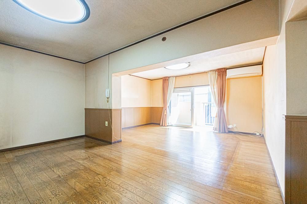 2LDK Apartment for Sale in Sakae Ward, Yokohama - Thumbnail 4