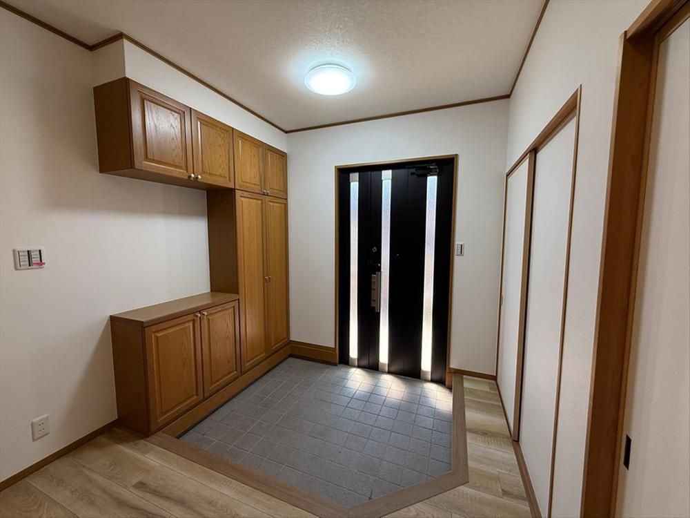 Renovated 4LDK House in Kanie, Aichi - 269 sqm Land - Thumbnail 4