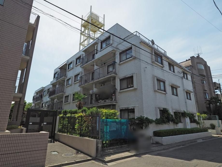 Renovated 4DK Apartment for Sale in Aoba Ward, Sendai, 78.52m2 - Image 1