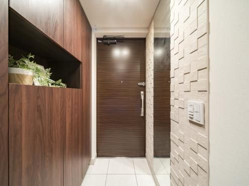 2LDK Apartment for Sale in Sagamiono, Kanagawa - Thumbnail 2