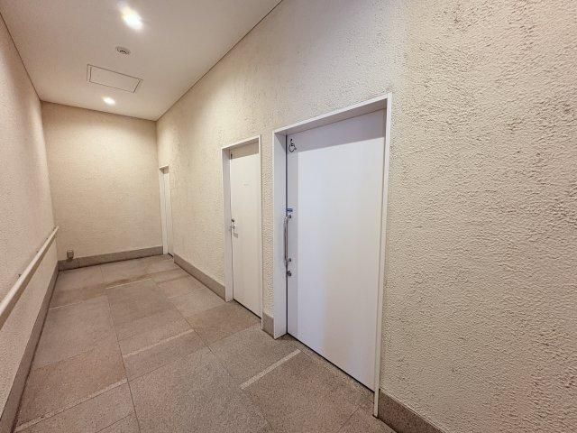 1LDK Apartment for Sale in Omoromachi, Naha, Okinawa - 66.65m2 - Thumbnail 3