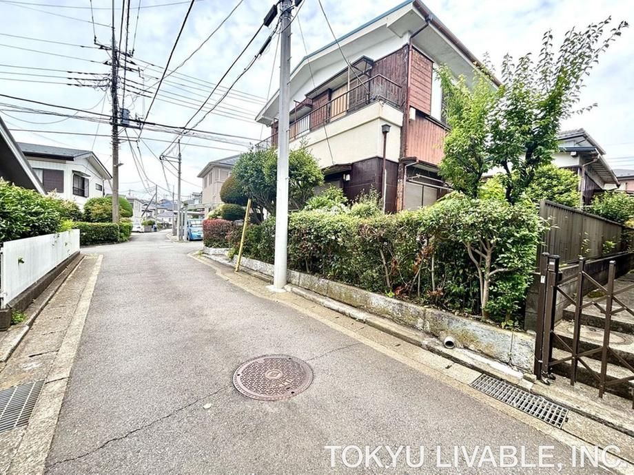 Land for Sale in Tsurugamine, Yokohama - 175.39m2 - Thumbnail 3